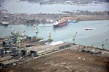 http://upload.wikimedia.org/wikipedia/commons/thumb/1/1a/Ishinomaki_Port_after_Tsunami.jpg/220px-Ishinomaki_Port_after_Tsunami.jpg