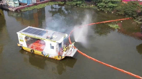 Diễn tập ứng phó sự cố tràn dầu trên sông Sài Gòn