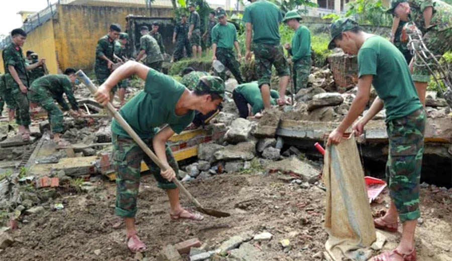 A group of people digging in the dirtAI-generated content may be incorrect.