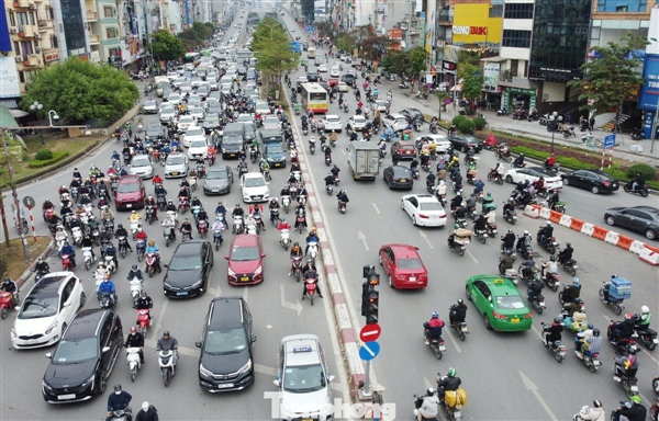 Đề xuất chính sách hỗ trợ người dân sử dụng phương tiện giao thông xanh trước 31/1/2026